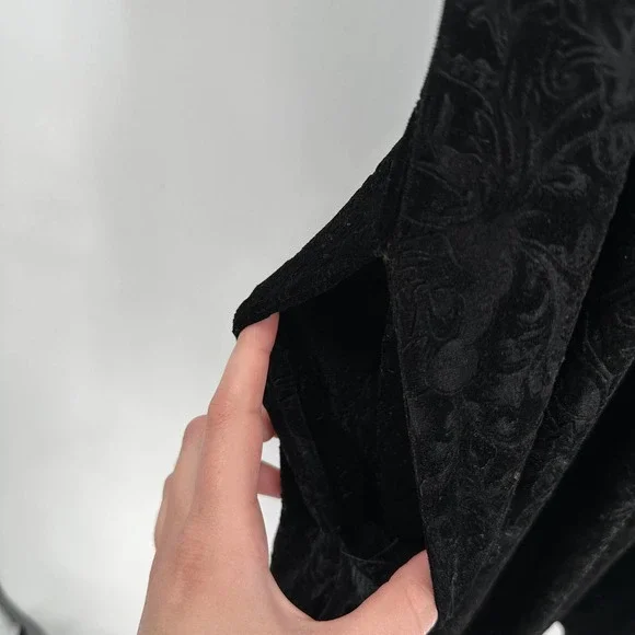 Disney Villain Velvet Embossed Sleeveless Plus Size Skater Dress - Picture 5 of 9